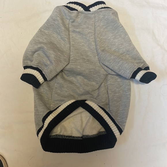 Dog sweatshirt - Picture 3 of 6